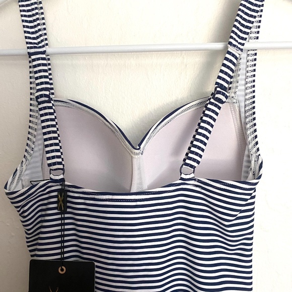 NWT Niptuck Sorrento Stripe One-Piece Swimsuit | Size 4 | Tummy Control - Picture 8 of 8